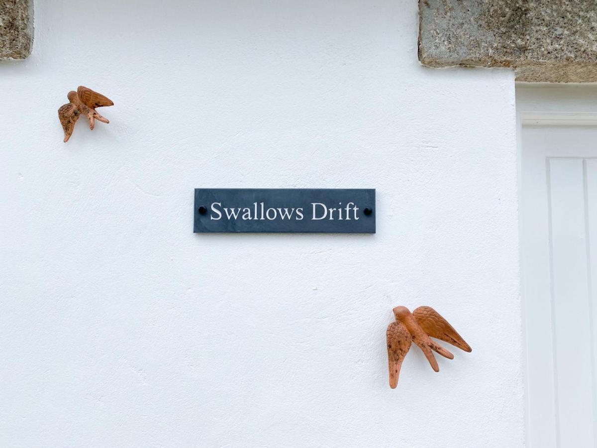 Swallows Drift At Rosewyn *